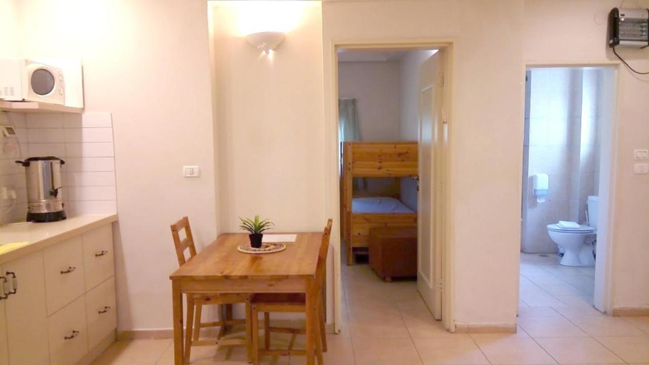 Kibbutz Tiratzvi - Country Lodging Tirat Zevi Eksteriør bilde
